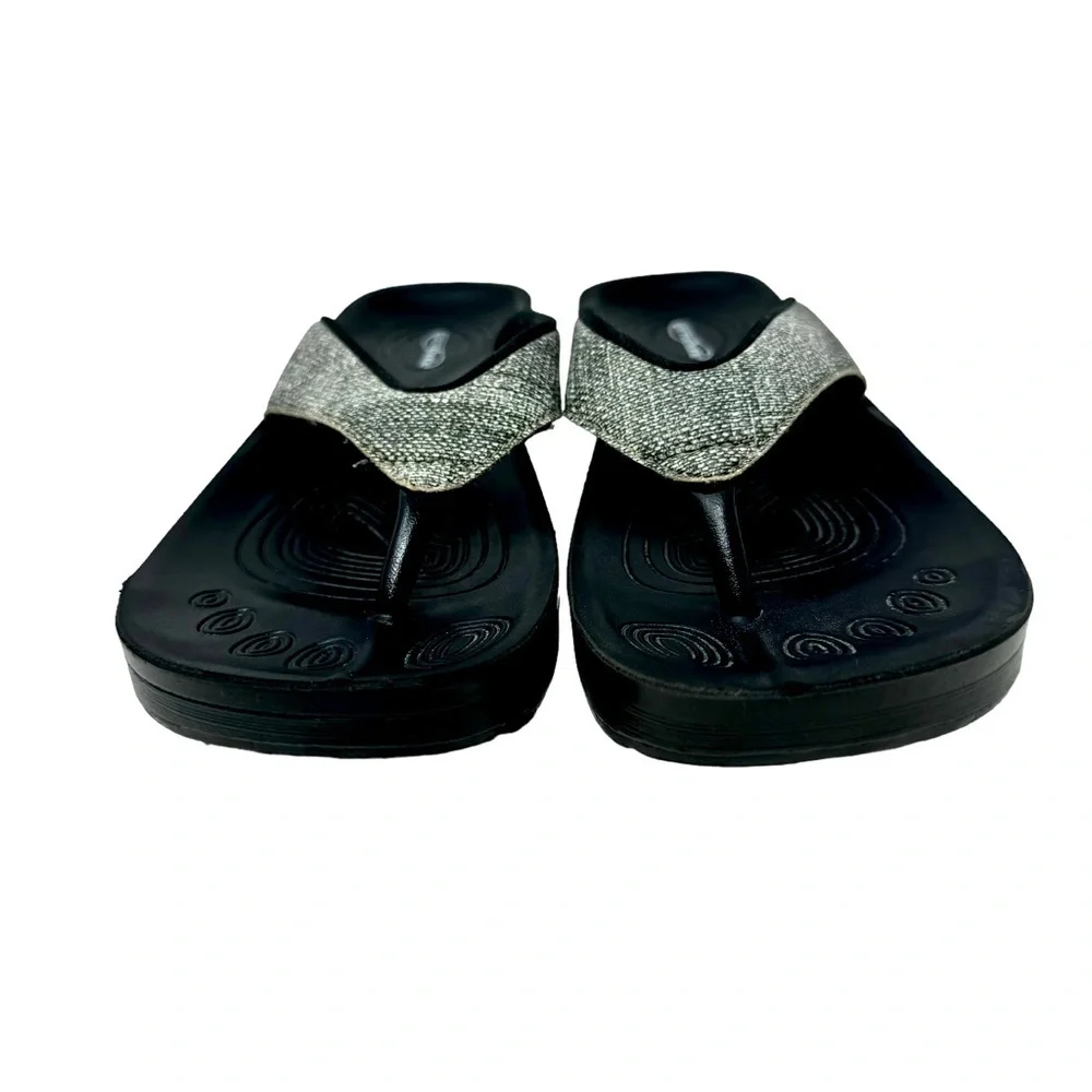 Aerothotie | Black and Grey Sandals | Size 7.5